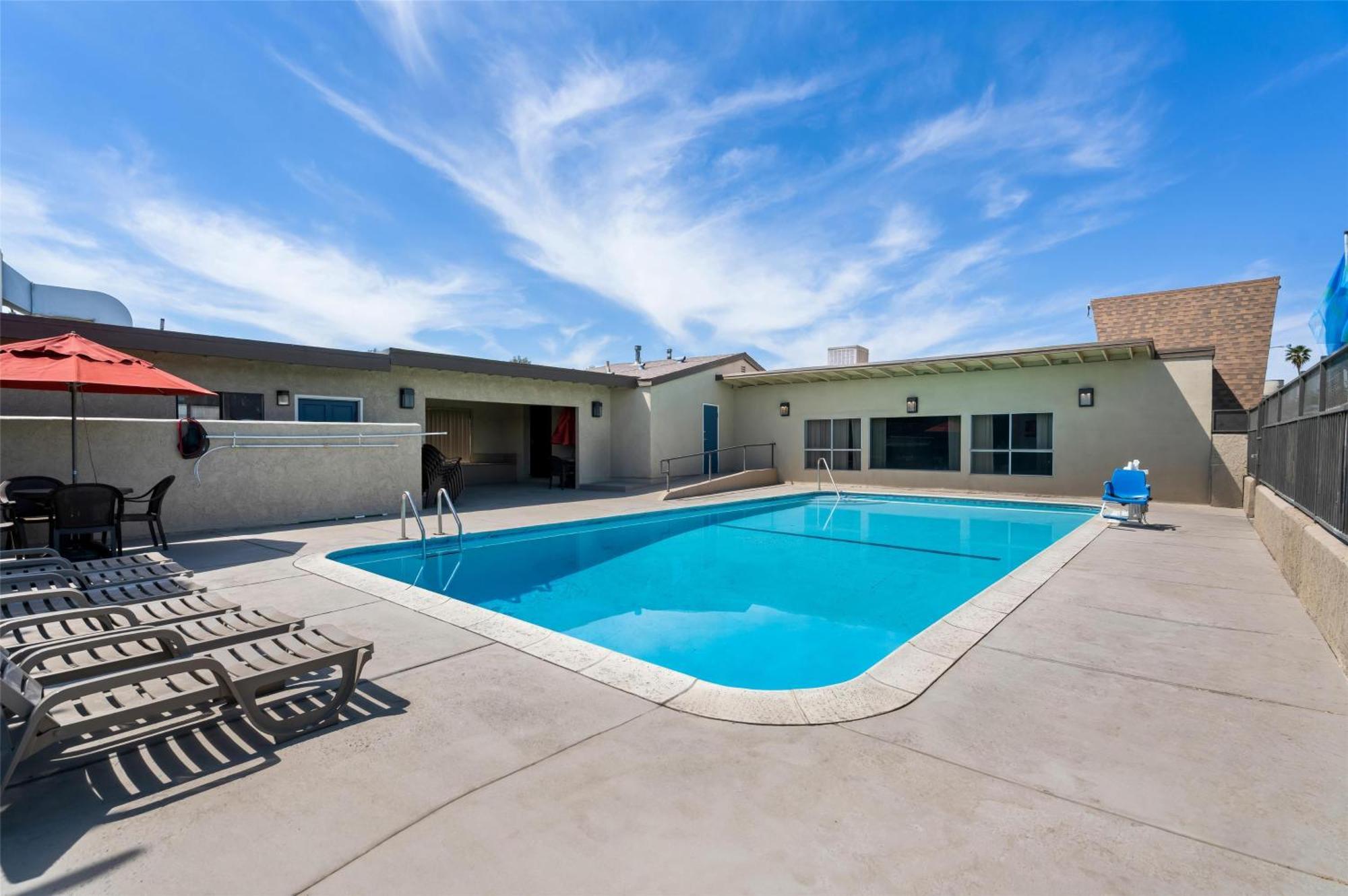 Best Western Desert Villa Inn Barstow Buitenkant foto